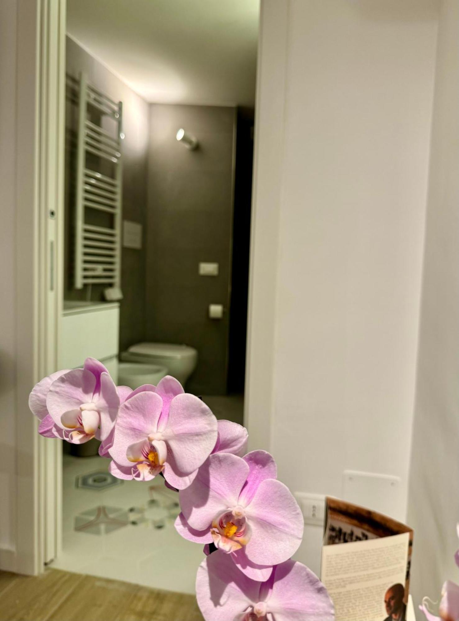 Hotel Residenza D'Artista Al Duomo1 Salerno Esterno foto