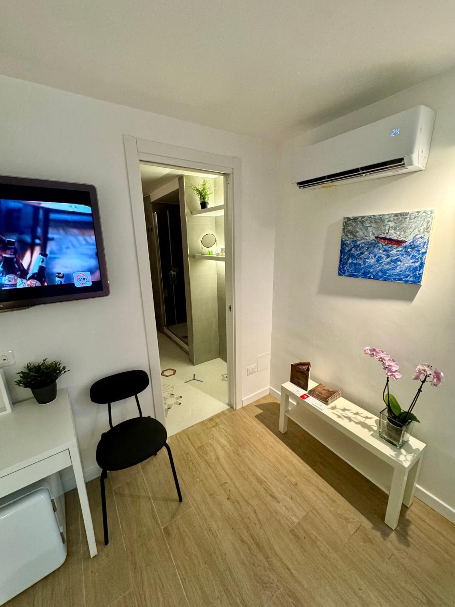 Hotel Residenza D'Artista Al Duomo1 Salerno Esterno foto