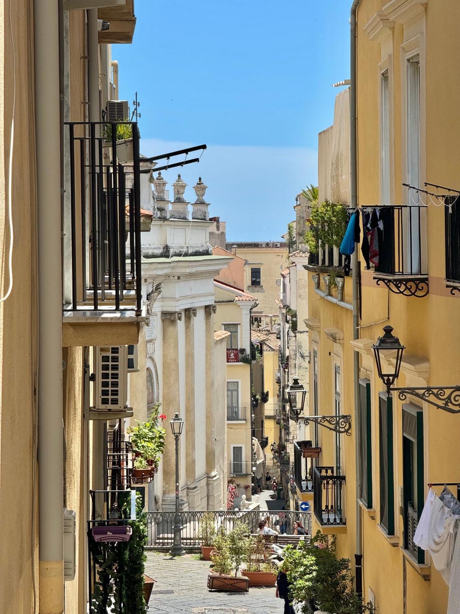 Hotel Residenza D'Artista Al Duomo1 Salerno Esterno foto