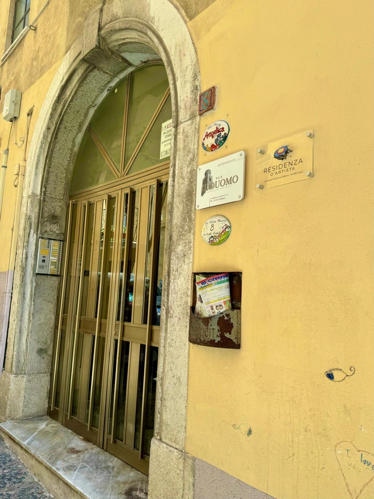 Hotel Residenza D'Artista Al Duomo1 Salerno Esterno foto